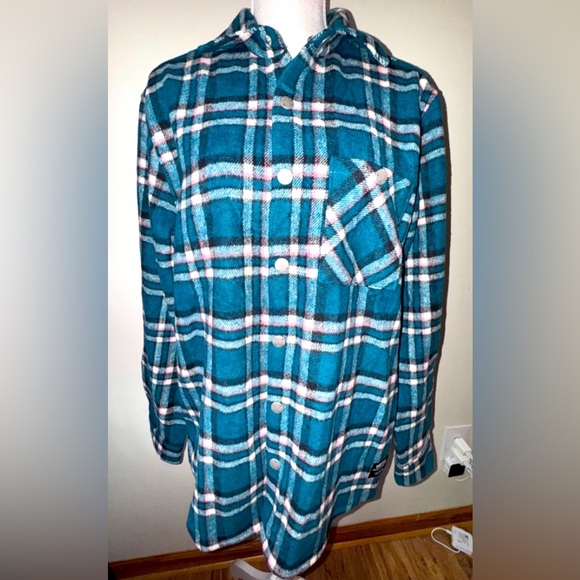 Wesc Oden Unisex teal/pink Sleeve Pop Plaid over shirt/Jacket. Size Large. - Picture 1 of 12
